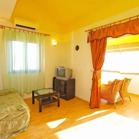 Alma 879 بوريتش